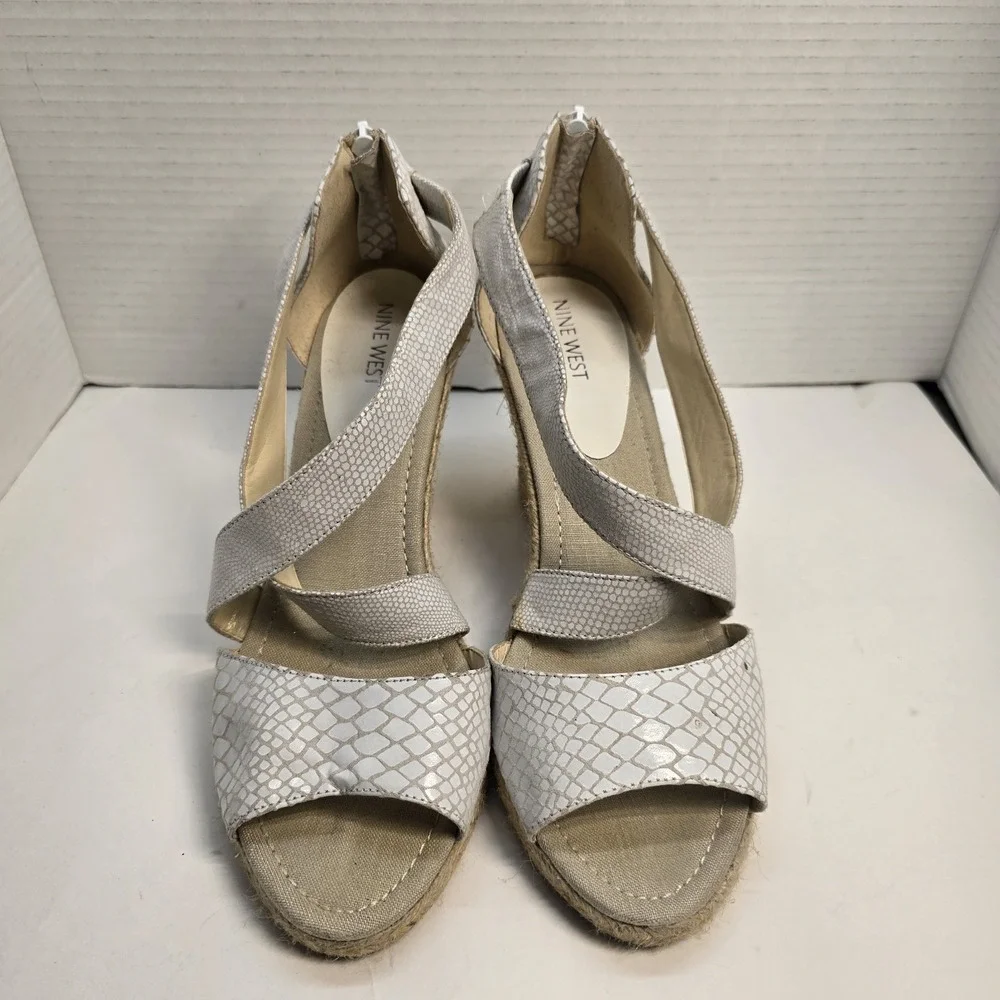 Nine West Womens White Snakeskin Espadrille Wedge Sandals Back Zip Size 10‎